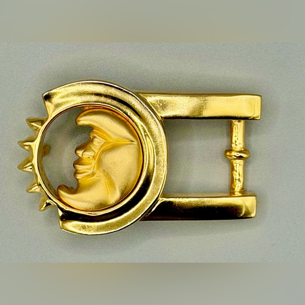 Vintage 1980s Vicenza Italy Moon Face Gold Tone Belt Buckle – Celestial Design